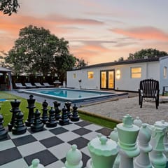 Heated Pool Home Mini Golf & Soccer Firepit