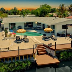Lakefront Miami Villa w/ Heated Pool, Near Beach
