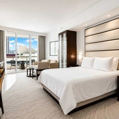 Fontainebleau Miami Resort
