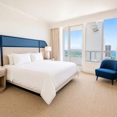 FontaineBleau|1BR High Floor|Stunning Resort Views