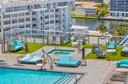 Lyfe Resort l Ocean/Pool View Gym, Beach Access