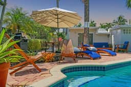 Ventur Escapade  Heated Pool Private Guest House