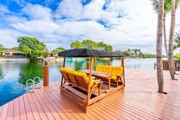 Waterfront Heated Pool Home Game & 6 min Beach
