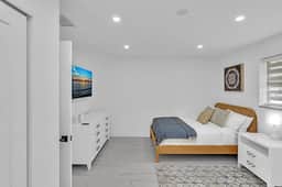 Hollywood Hills Oasis Pool 7BR Retreat