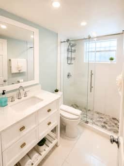 Location A+ 5 min walk to Beach | Charming 1BDR - Image 5