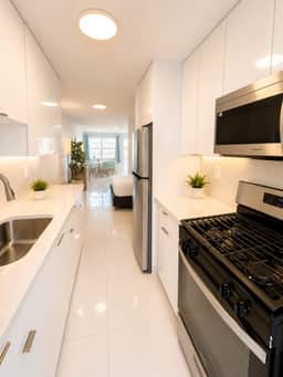 Location A+ 5 min walk to Beach | Charming 1BDR - Image 3