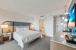Tresor Tower Miami Resort - Image 3