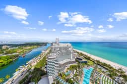 Fontainebleau Miami Resort - Image 2