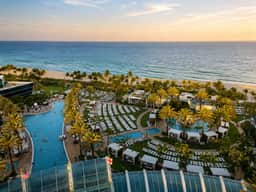 Fontainebleau Miami Resort - Image 3