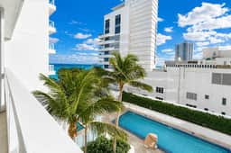 Fontainebleau Miami Resort - Image 4