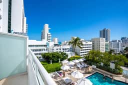 Fontainebleau Miami Resort - Image 3