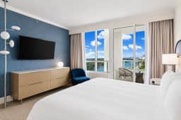 Fontainebleau Miami Resort - Image 5