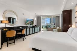 Fontainebleau Miami Resort - Image 4