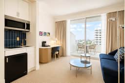 Fontainebleau Miami Resort - Image 3