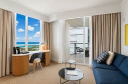Fontainebleau Miami Resort - Image 4