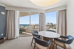 FontaineBleau 1 Bedroom Suite | Pool & Water Views - Image 3