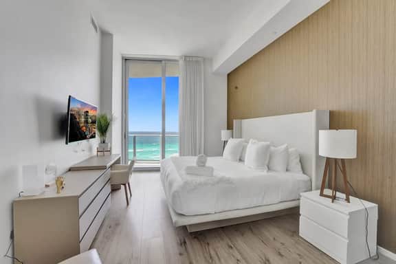 Beachfront Luxe Condo Sunrise Oceanfront Balcony
