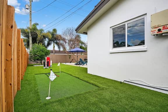 Imperial Palm  Heated Pool, Mini Golf, Game Room!