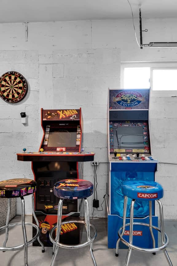Private Pool  Outdoor Shower Arcade games