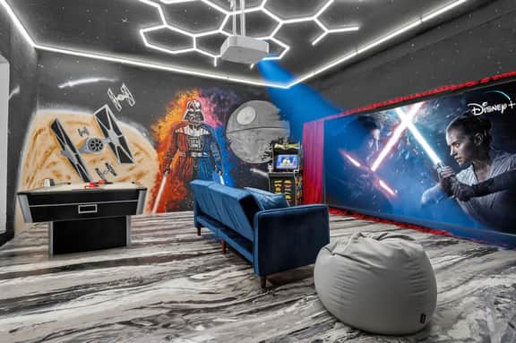The Miami Villa  Star Wars Game Room  Golf, Pool