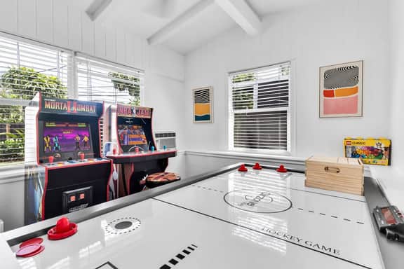 Tropical Private Pool Home  FirePit and Arcades