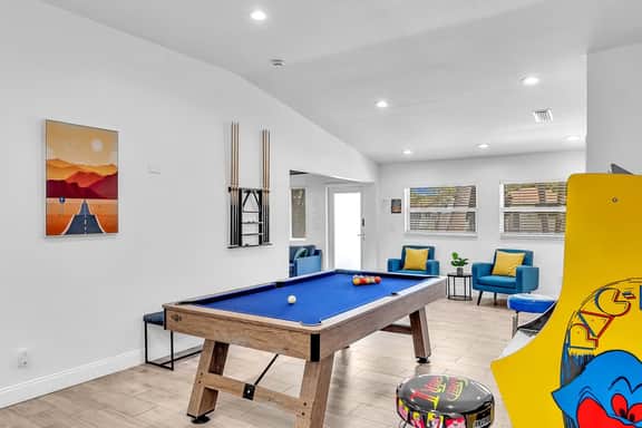 Oakland Park Oasis | Heated Pool | 4BR Retreat