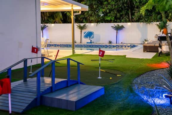 Resort-Style Miami Home,  Pool, Sauna & Jaccuzi