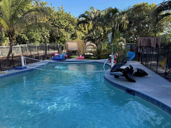 Jungle by the Sea Luxury 5BR & 1LR Villa - Image 5