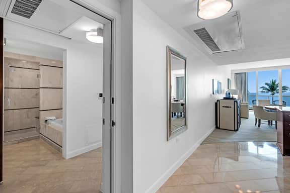 FontaineBleau Suite - Image 4