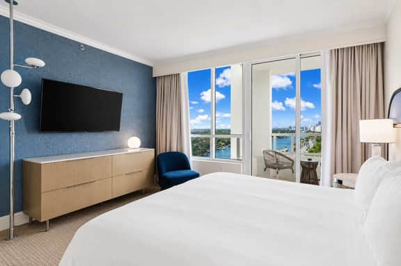 Fontainebleau Miami Resort - Image 5