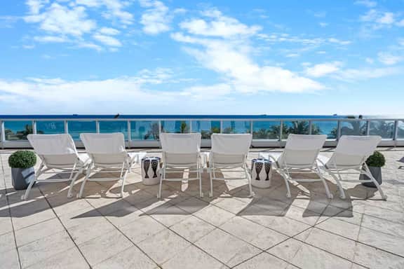 Fontainebleau Miami Resort - Image 3