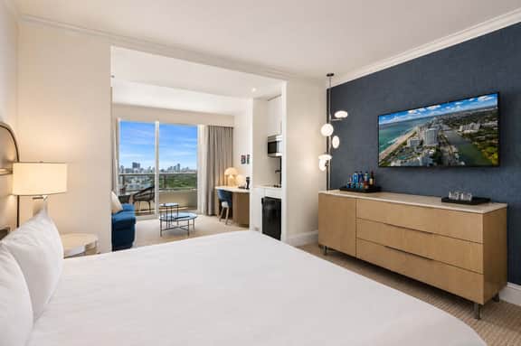 Fontainebleau Miami Resort - Image 4