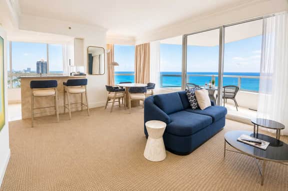 FontaineBleau|1BR High Floor|Stunning Resort Views - Image 3