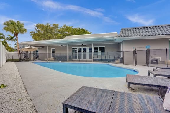 Luxury 6B Villa  Heated Pool Near Hollywood Beach