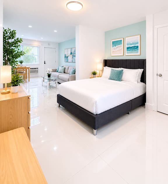 Location A+ 5 min walk to Beach | Charming 1BDR - Image 1