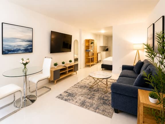 Location A+ 5 min walk to Beach | Charming 1BDR - Image 1