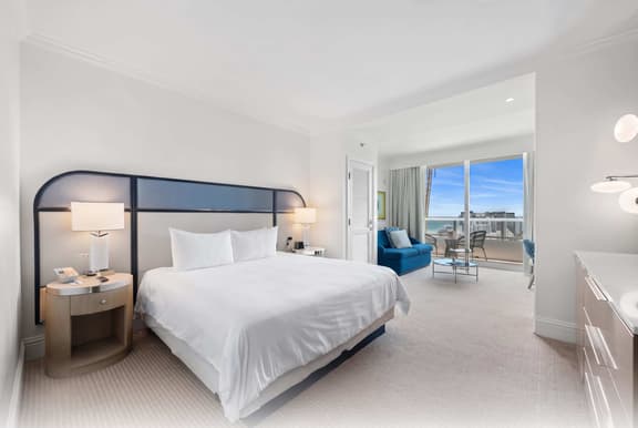 FontaineBleau|2BR High Floor w/ Bay & Ocean View - Image 1