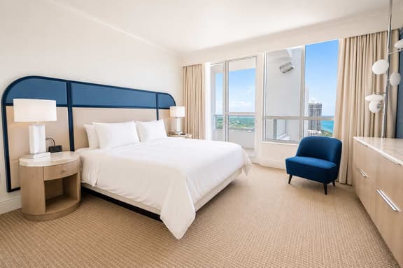 FontaineBleau|1BR High Floor|Stunning Resort Views - Image 1