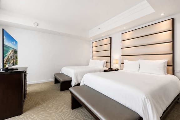 Fontainebleau Miami Resort - Image 1