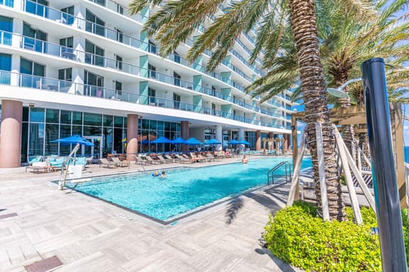 2BR Ocean View | Balcony, Pool, Gym & Beach Access - Image 1