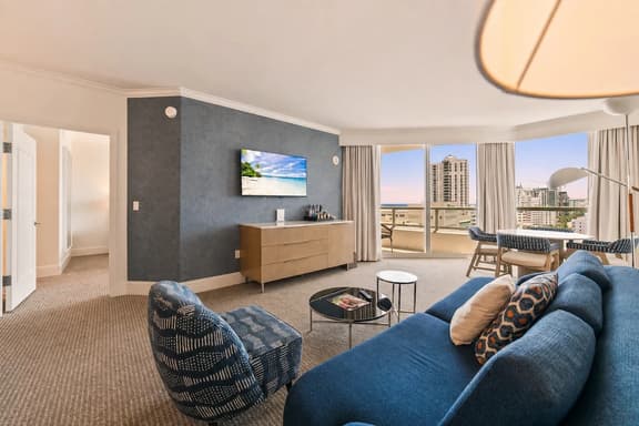 FontaineBleau 1 Bedroom Suite | Pool & Water Views - Image 1